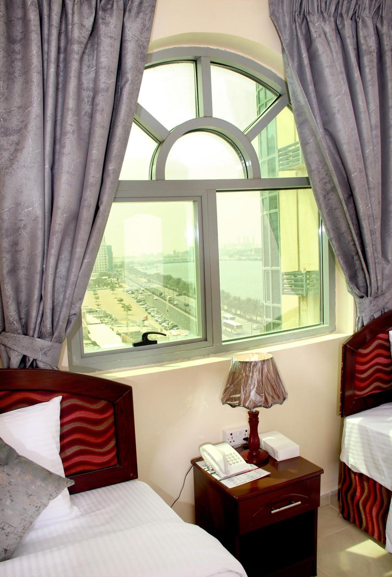 Al Barakah Hotel Schardscha Exterior foto